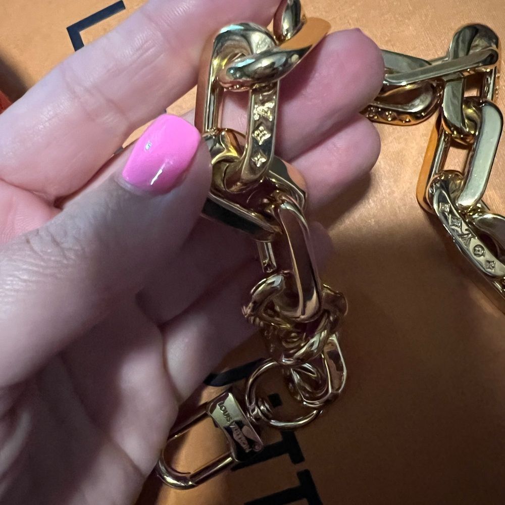 Louis Vuitton COUSSIN PM ROUGE - Picture 5 of 14